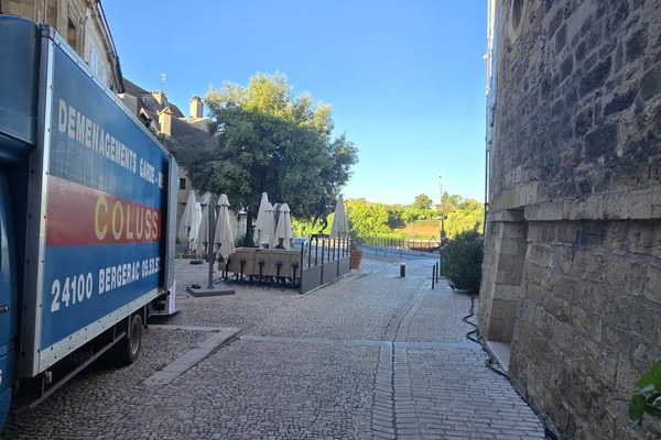 Camion de déménagement national Colussi
